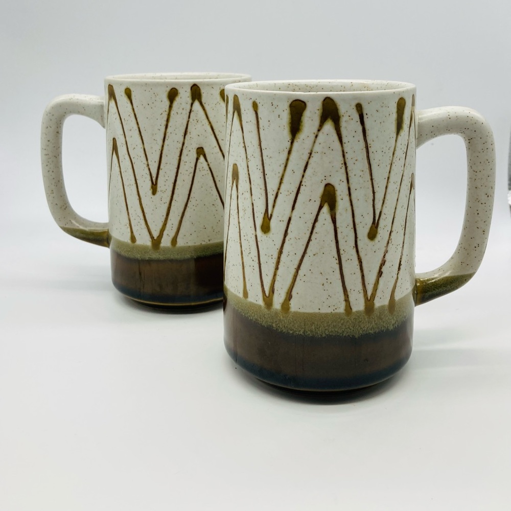 Vintage Art Pottery Ceramic Speckled Glazed Chevron Pattern- Beige/Brown (set of